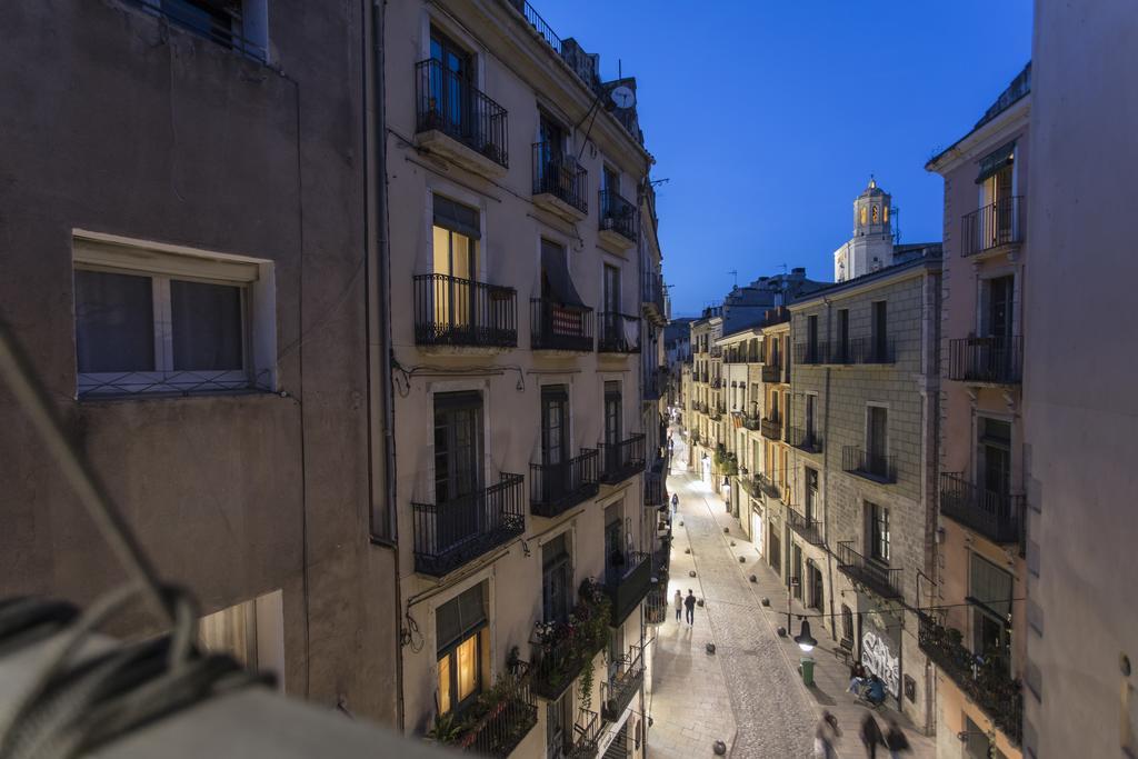 Апартаменты Bravissimo Cort Reial-3B Жирона Экстерьер фото